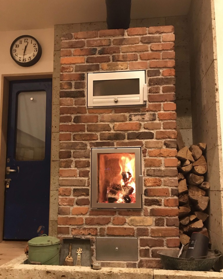 RADIATION SUNHOUSE 薪ストーブ型 温風ヒーター イギリス製 しわくちゃの